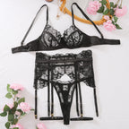 High Quality 2024 Hot Sale Luxury Ladies Erotic Lingerie Lace Floral Embroidery Sexy See-Through Gathered Underwear 4-Piece Set